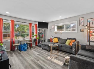 3712 W Kiley AVENUE, Milwaukee, WI 53209