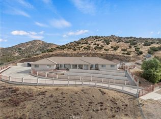 33650 Tataviam Dr, Agua Dulce, CA 91390