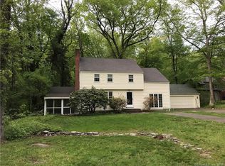 235 Wood Pond Rd, Glastonbury, CT 06033