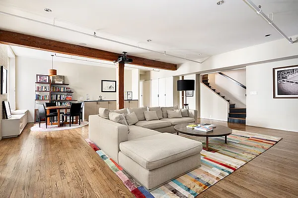 Rented by Compass | media 32