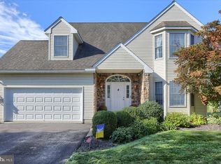 107 Doreen Dr, Hummelstown, PA 17036