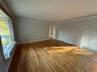 15466 Richmond St, Southgate, MI 48195