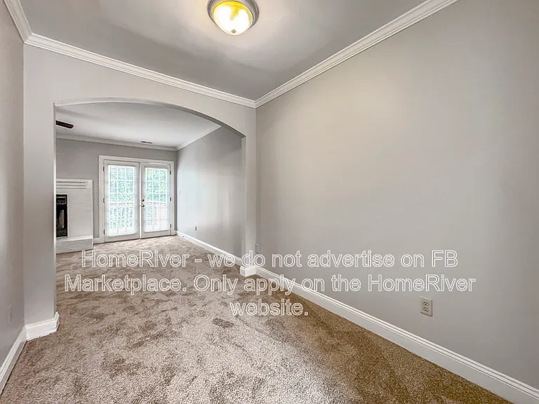 1161 Glendale Dr — Photo 5
