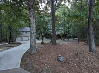 45 Creek Forest Ln, Conroe, TX 77384