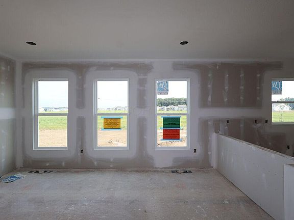 4th image of 3882 Maize View Dr