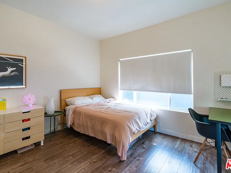 1460 Yosemite Dr — Photo 15