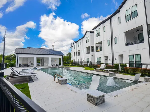 2812 Grand Fountains Dr #G, Houston, TX 77054