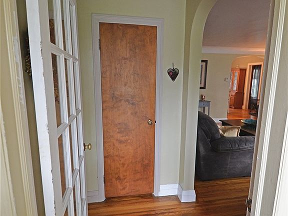 2nd image of 197 Northampton Rd