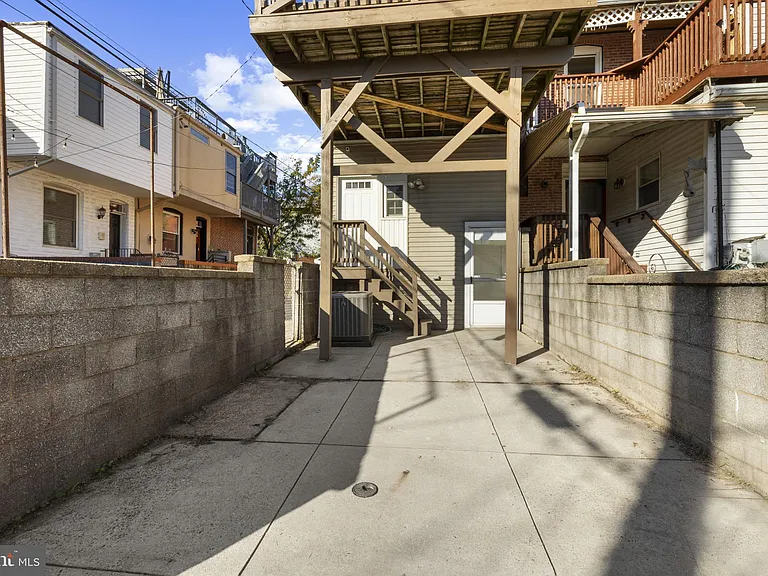 635 S Fagley St — Photo 33