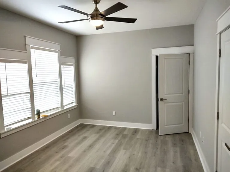 4088 Biltmore Ave — Photo 32