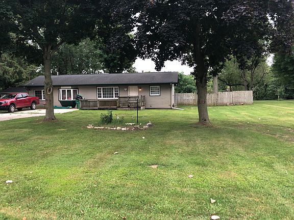 2nd image of 2432 Lilac Ave