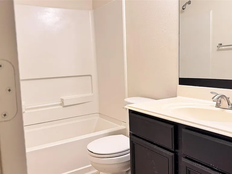 6818 Hampden Point Ct — Photo 17