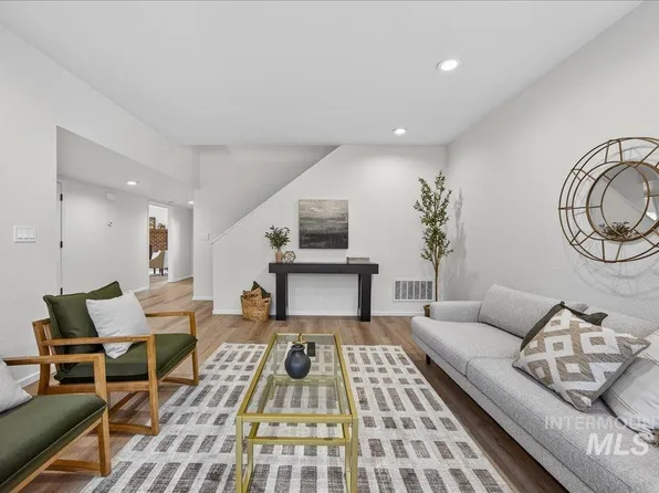 1549 E Lenz Ln, Boise, ID 83712