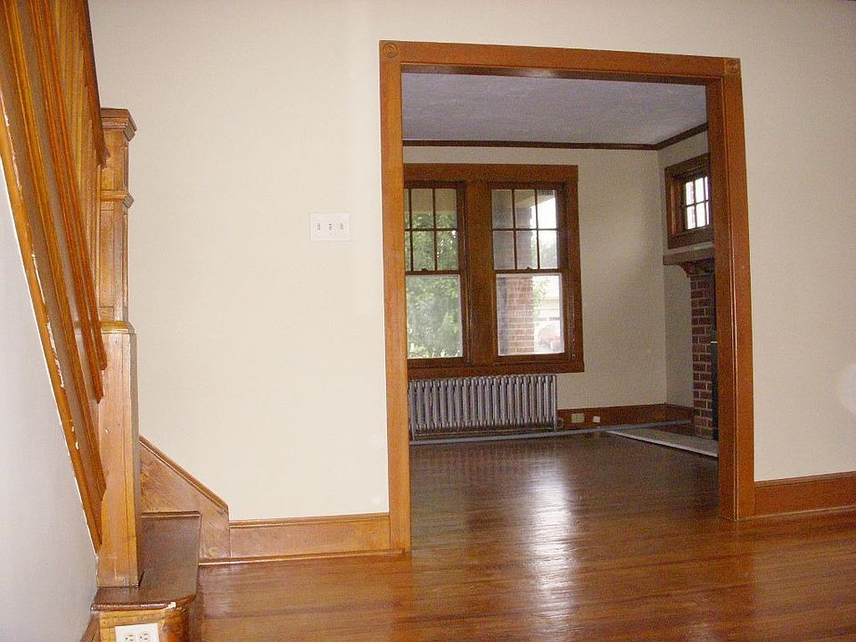 2nd image of 34 N Hartman St