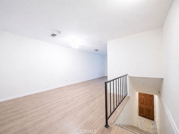 2nd image of 334 S Walnut Ave