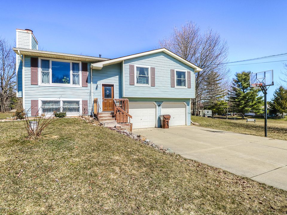 1st image of 9261 Highland View Dr