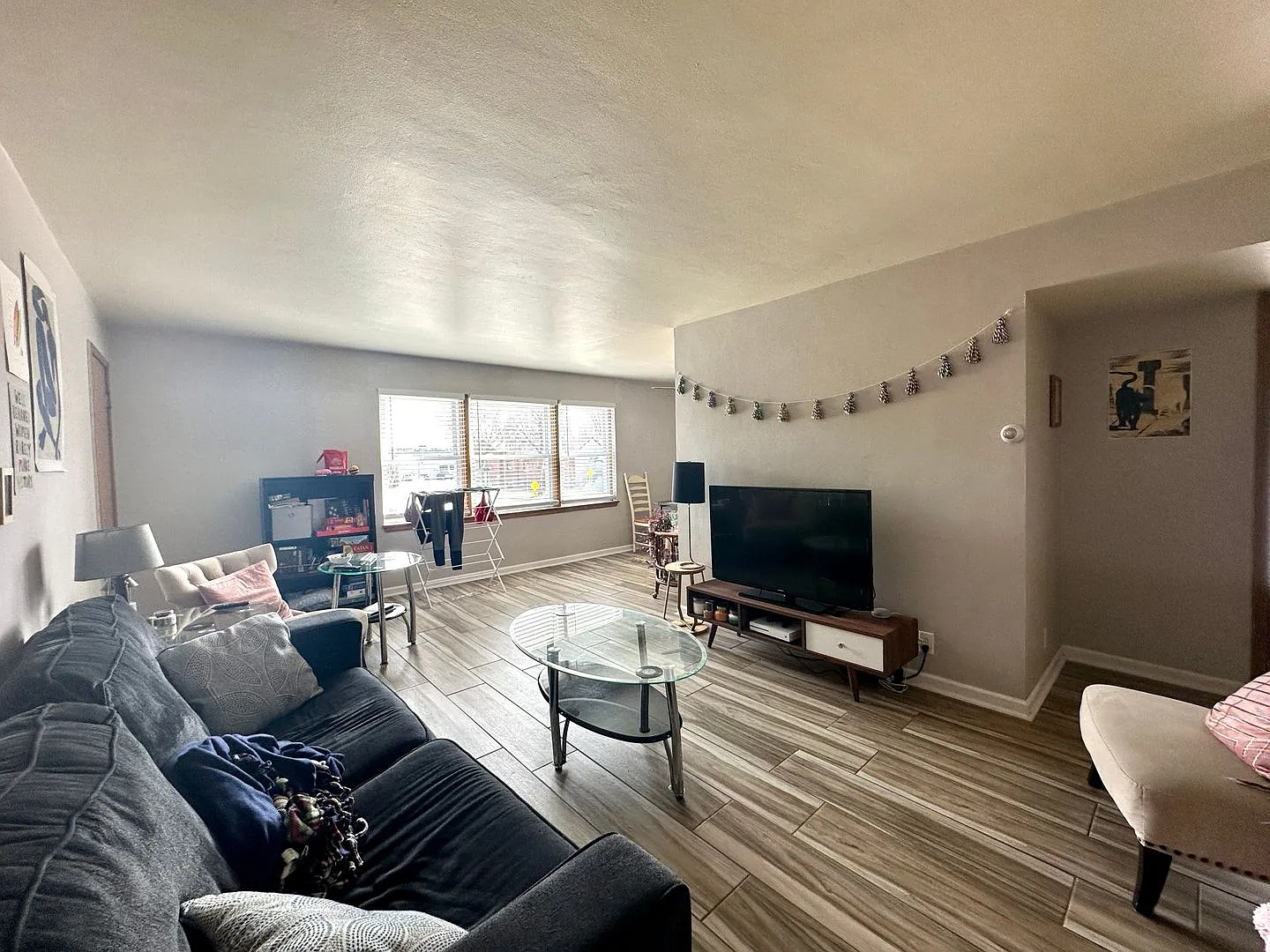 1204 E Olive St — Photo 2