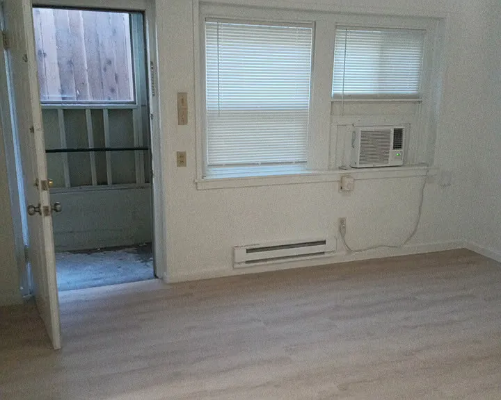 1631 T St #A — Photo 3