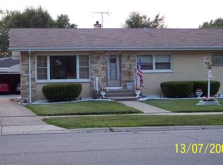 404 N Arquilla Dr, Chicago Heights, IL 60411