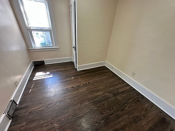 5th image of 175 Ryan St