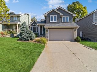 141 25th Ct, West Des Moines, IA 50265