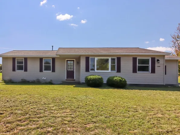2184 Black Forest Ln, Traverse City, MI 49696
