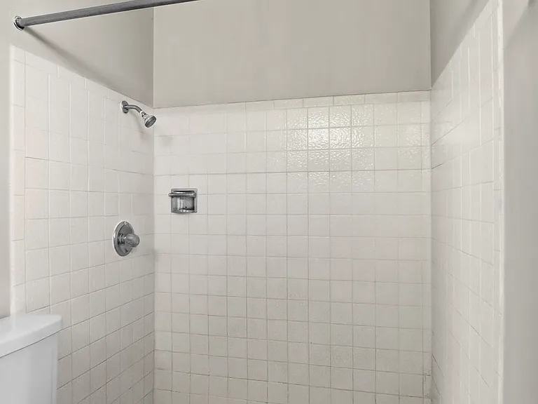 2918 E Glen Dr #B — Photo 25
