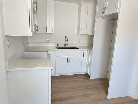 2nd image of 10357 Scoville Ave #10357