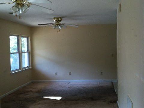 2nd image of 569 Hilltop Ln
