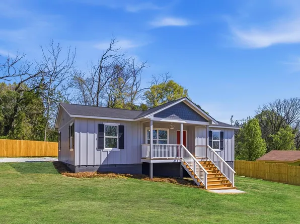509 Carlton Ave, Union Point, GA 30669