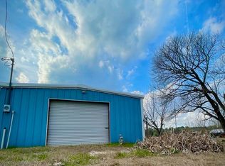 1202 Lanely Rd, Buffalo, TX 75831