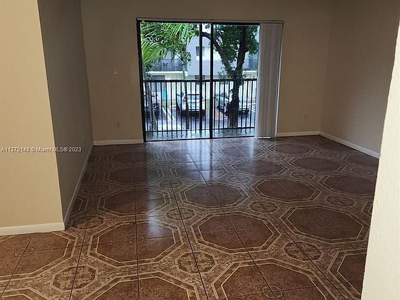 5th image of 1025 S Flagler Ave APT 806