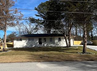 5542 Joeclay Dr, Stone Mountain, GA 30088