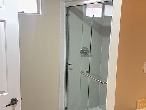 4th image of 24665 Sylvan Glen Ct #3