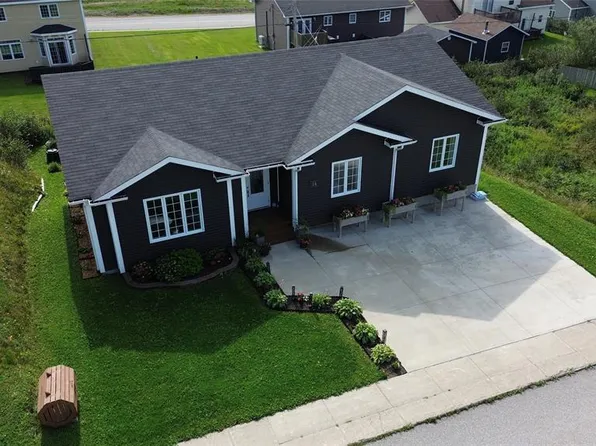14 Smallwood Drive, Channel-Port Aux Basques, NL A0M1C0