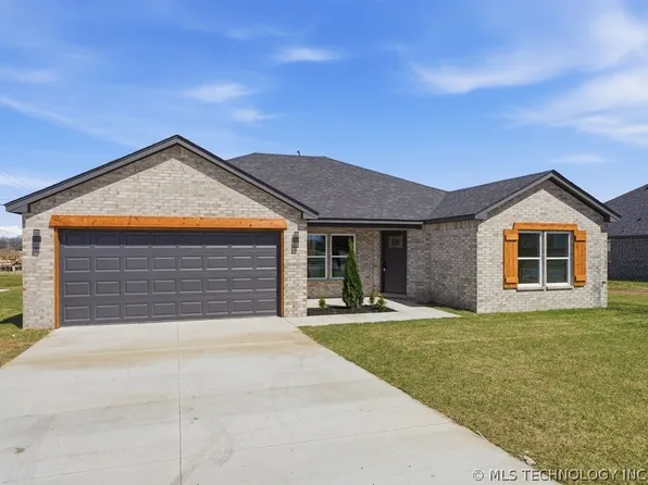 16101 E Oklahoma Pl, Tulsa, OK 74116