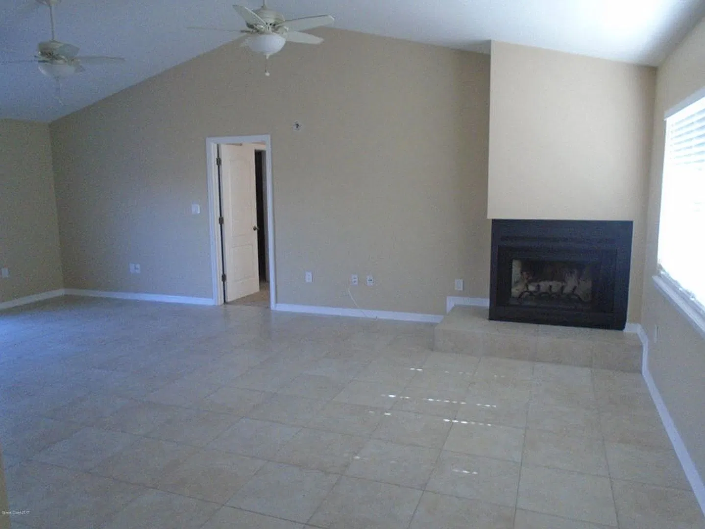 Single Family Home — Photo 3