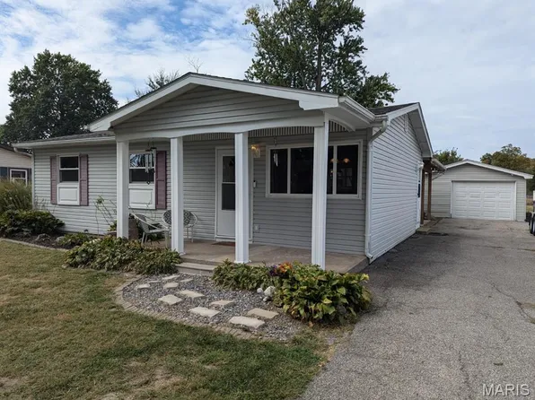 15315 Humbert Rd, Brighton, IL 62012