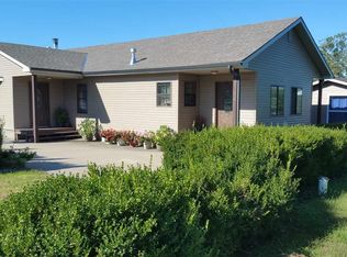 25195 Angus Dr, Hughesville, MO 65333