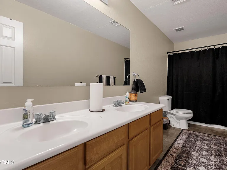 3422 W Leodra Ln — Photo 22
