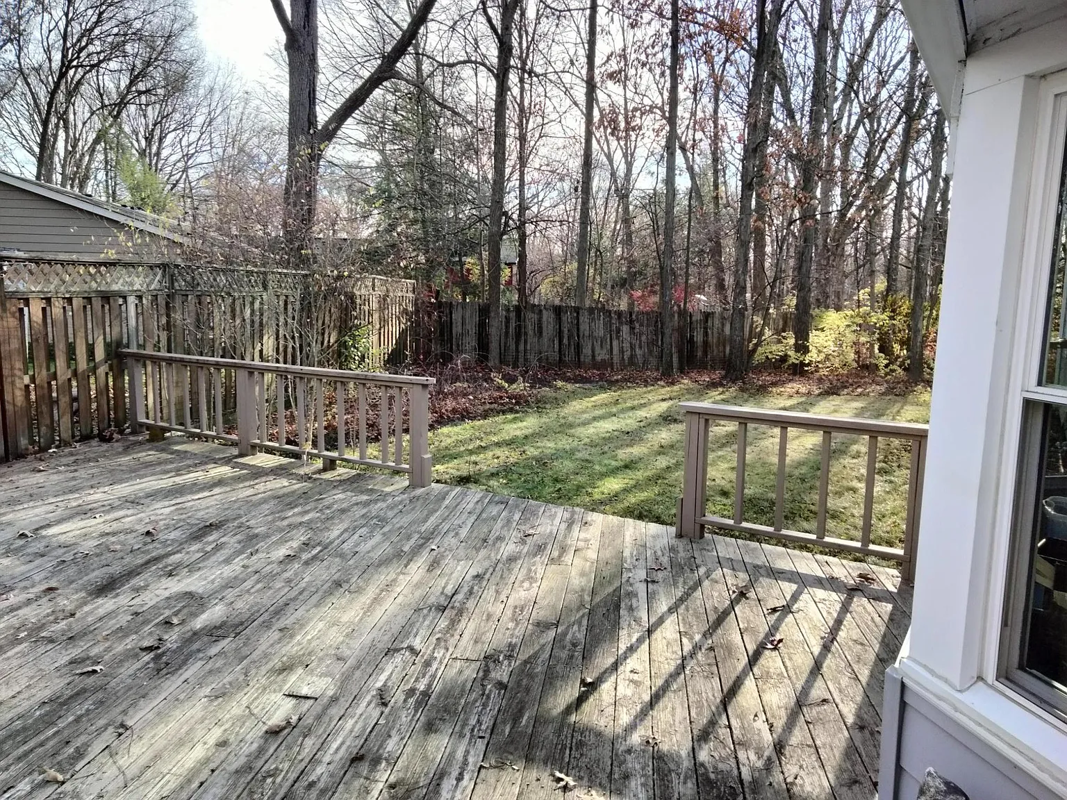 2212 Indian Trail Dr — Photo 2