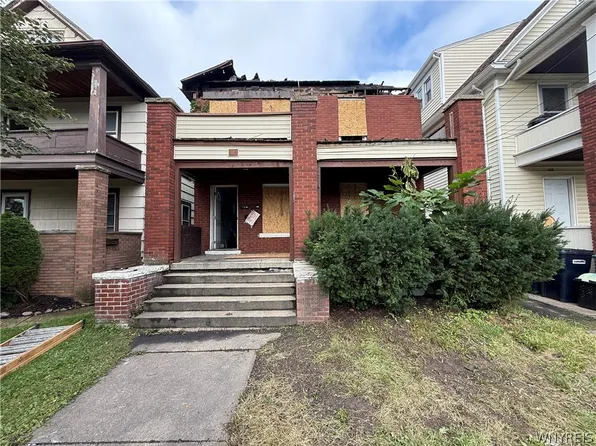 614 17th St, Niagara Falls, NY 14301