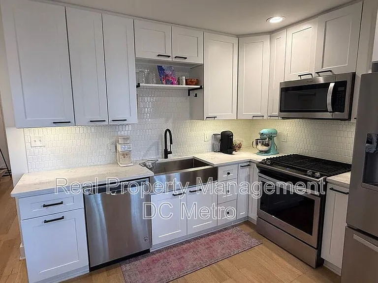 1711 Lang Pl NE — Photo 6