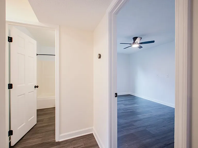 3413 Rainview Cir — Photo 30