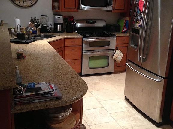 2nd image of 2895 Kenmore Pl
