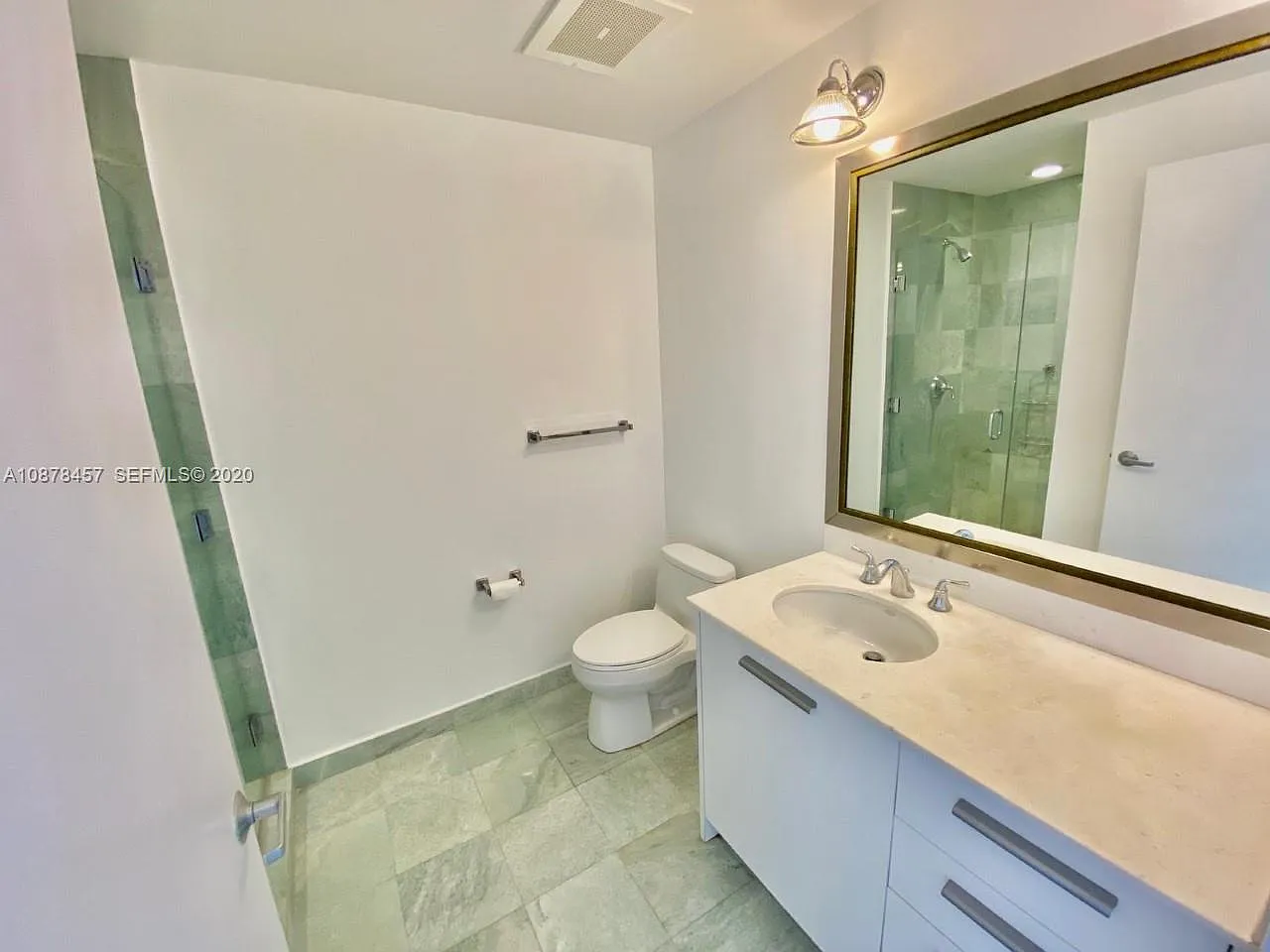 Studio, 551 sqft, $2,500 — Photo 4