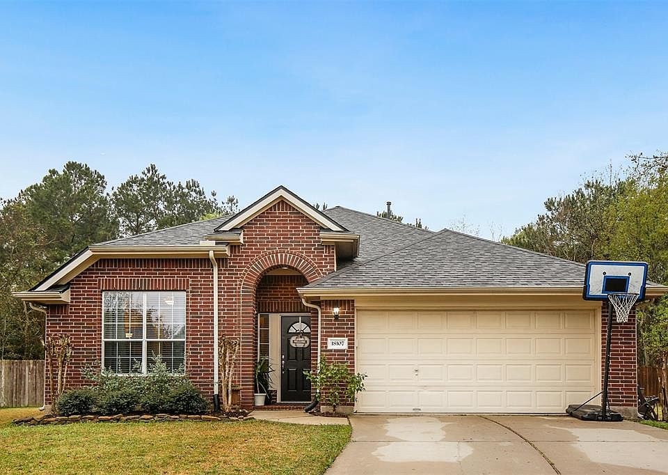 1st image of 18107 Stone Trail Manor Dr