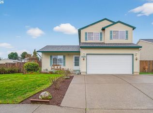 51685 SE 2nd St, Scappoose, OR 97056