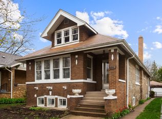 5319 N Bernard St, Chicago, IL 60625