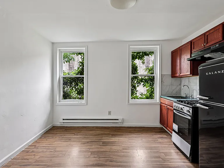 2310 Cecil B Moore Ave #2R — Photo 5